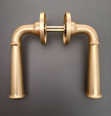 Дверная ручка STILE IBRA R 7S ST латунь матовая GOLD SATIN (тонкая розетка)