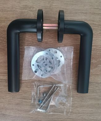Дверна ручка APRILE Oleandro R 7S AT чорний матовий BLACK (тонка розетка)