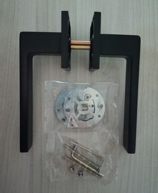 Дверна ручка APRILE Sulla Q 7S AT чорний матовий BLACK (тонка розетка)