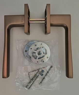 Дверна ручка STILE LIMA Q 7S ST світло-коричневий LIGHT BROWN (тонка розетка)