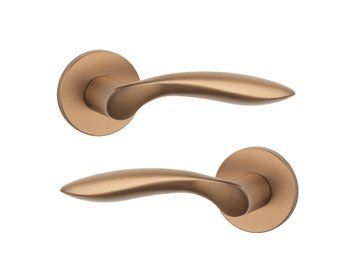 Дверна ручка STILE PULIA R 7S ST світло коричневий LIGHT BROWN(тонка розетка)