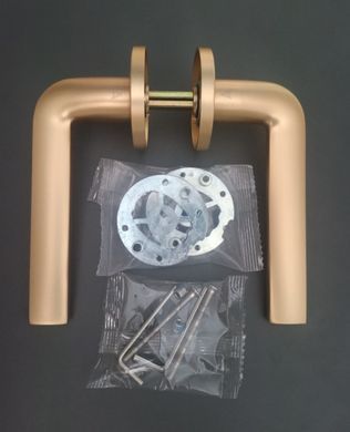 Дверна ручка APRILE Oleandro R 7S AT матова латунь GOLD SATIN (тонка розетка)