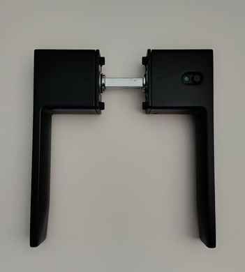 Дверная ручка APRILE Ludisia WC RTH Lock BK левая, черный матовый