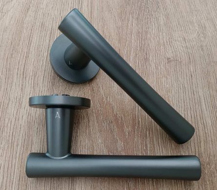 Дверна ручка APRILE Papavera R 7S AS графіт GYM